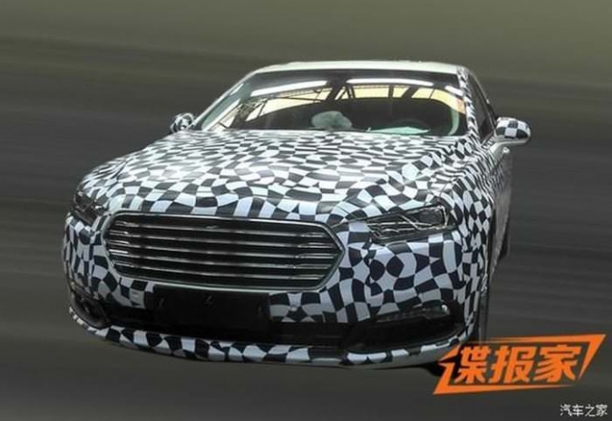 Китайцы сфотографировали «большой Mondeo»