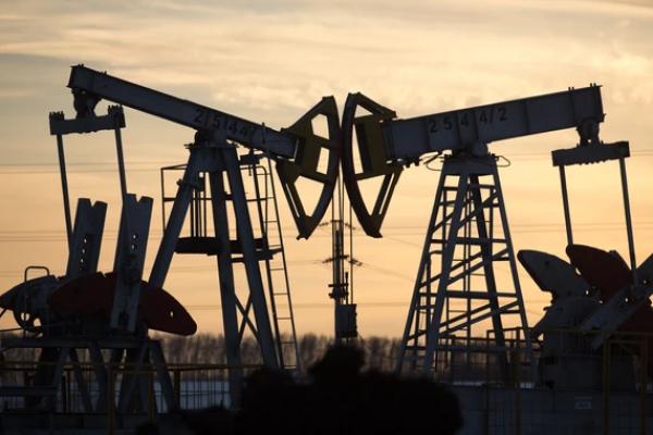 Нефть отреагировала на удары США и Ирана