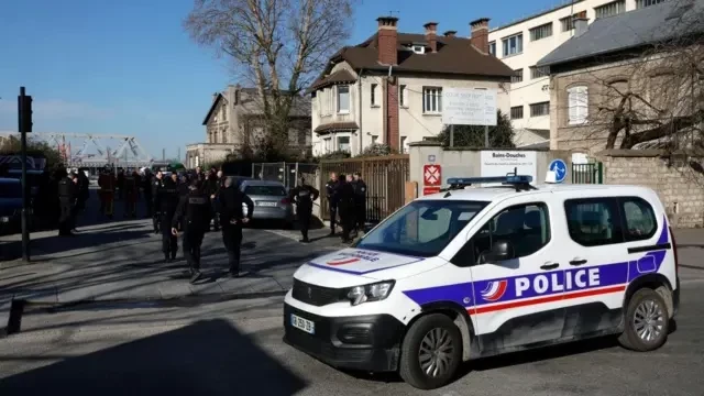 Под Парижем эвакуировали 15 тыс. человек из-за бомбы времен Второй мировой войны