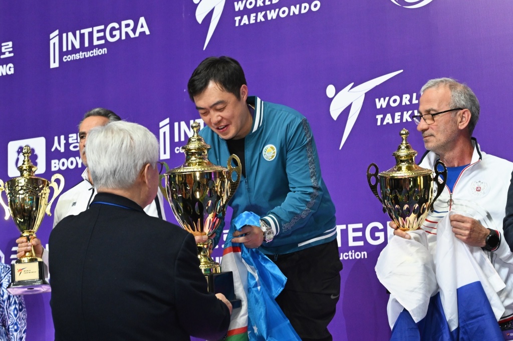 Сборная Узбекистана по таэквондо завоевала рекордные 6 медалей на чемпионате мира