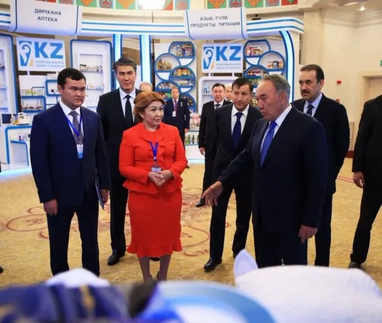 Назарбаев Касымбеку: «Хорошо, давай дальше»