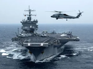 США направят к берегам КНДР ударную группу с авианосцем и атомной подлодкой