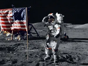 Дональд Трамп потребовал от NASA отправить американцев на Луну