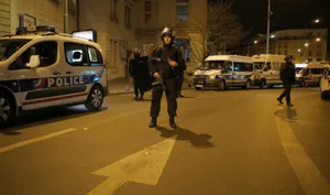 Неизвестный протаранил двери мечети во Франции