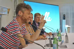 Смартфоны jolla официально пришли в Казахстан!Эксклюзив