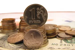 Нефть вновь утянула рубль на дно