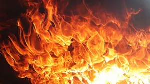 Многодетная семья осталась без дома в Павлодарском районе