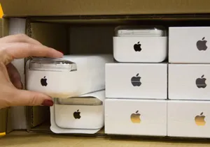 Apple решила прекратить производство двух моделей iPhone