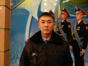 Сержант полиции спас из огня шесть человек в Алматы