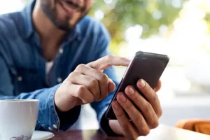 1xBET выпустил мобильное приложение для ставок в Казахстане