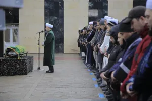 Меч Масимова, или Почему ДУМК призывает не накрывать дастархан в доме покойного