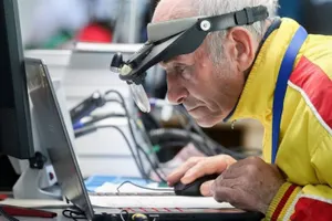 Более 80 тысяч пенсионеров продолжают работать в Казахстане