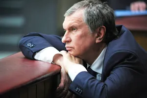 Глава «Роснефти» просит Масимова выпустить цистерны в Кыргызстан