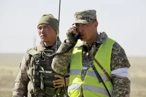 На военной базе «Отар» сосредотачивается боевая техника