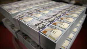 Курс доллара снизился в Казахстане