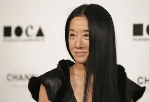 Vera Wang представила новую весенне-летнюю коллекцию