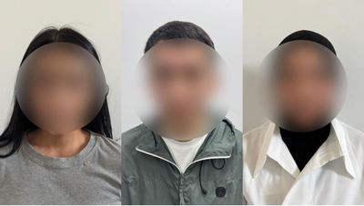 Троих сотрудников "Унаа" подозревают в незаконном оформлении авто (фото)