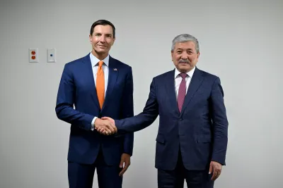 Глава кабмина Кыргызстана обсудил с главой EXIM Bank вопросы финансового сотрудничества