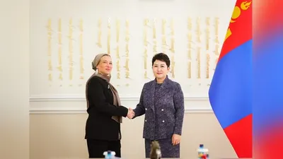 Батцэцэг встретилась с исполнительным секретарем Конвенции ООН по борьбе с опустыниванием