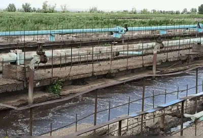 Сливали отходы: в сбросе стоков в реку Урал уличили российские предприятия